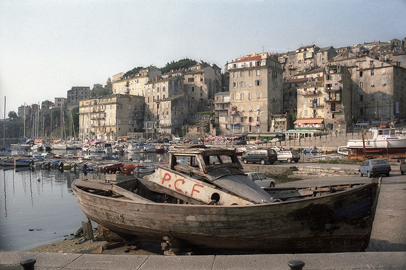 Stilleben im Hafen von Bastia.