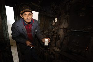 Dampflok Kohle Mann Bosnien