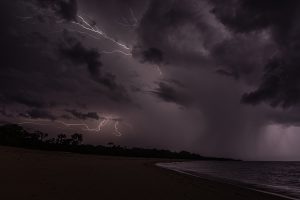 Madagaskar Night thunderstorm
